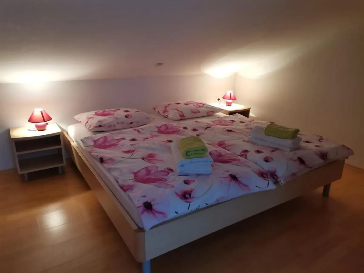 Apartments With A Parking Space Kampor, Rab - 5032 Kampor