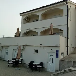 Apartament Milenij, Barbat na Rabu